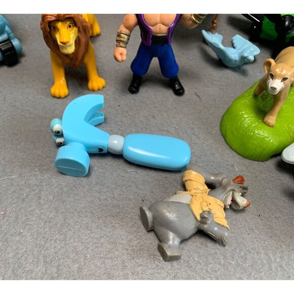 14 Mixed Disney & DreamWorks Frozen Lion King Kids Meal Figurine Set - Picture 6 of 13